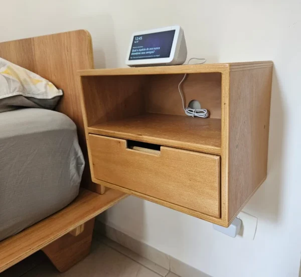Montagem de Mesas de Cabeceira de Cama é com a Central do Montador (CM) 2 mesa cab sus